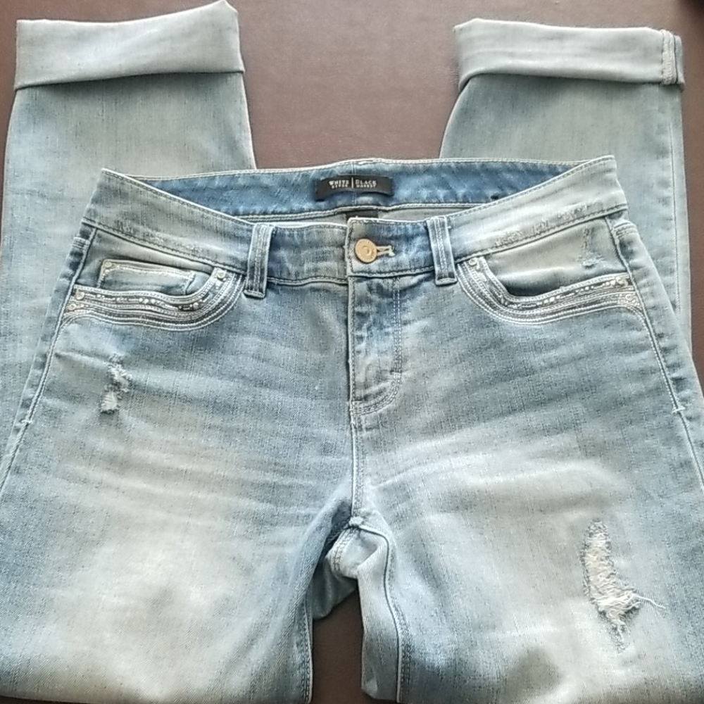 WHBM Straight Leg Crop jeans